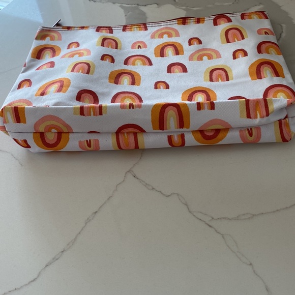 Thirty-One Zipper Pouch - Boho Rainbows - Picture 5 of 8